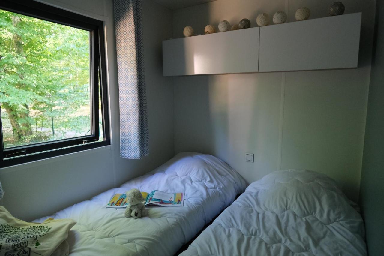 Camping Saint Michel Courtils Exterior foto