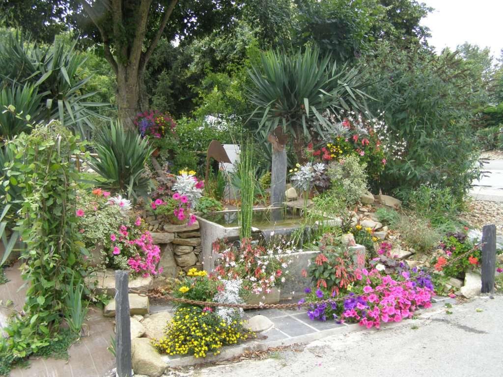 Camping Saint Michel Courtils Exterior foto